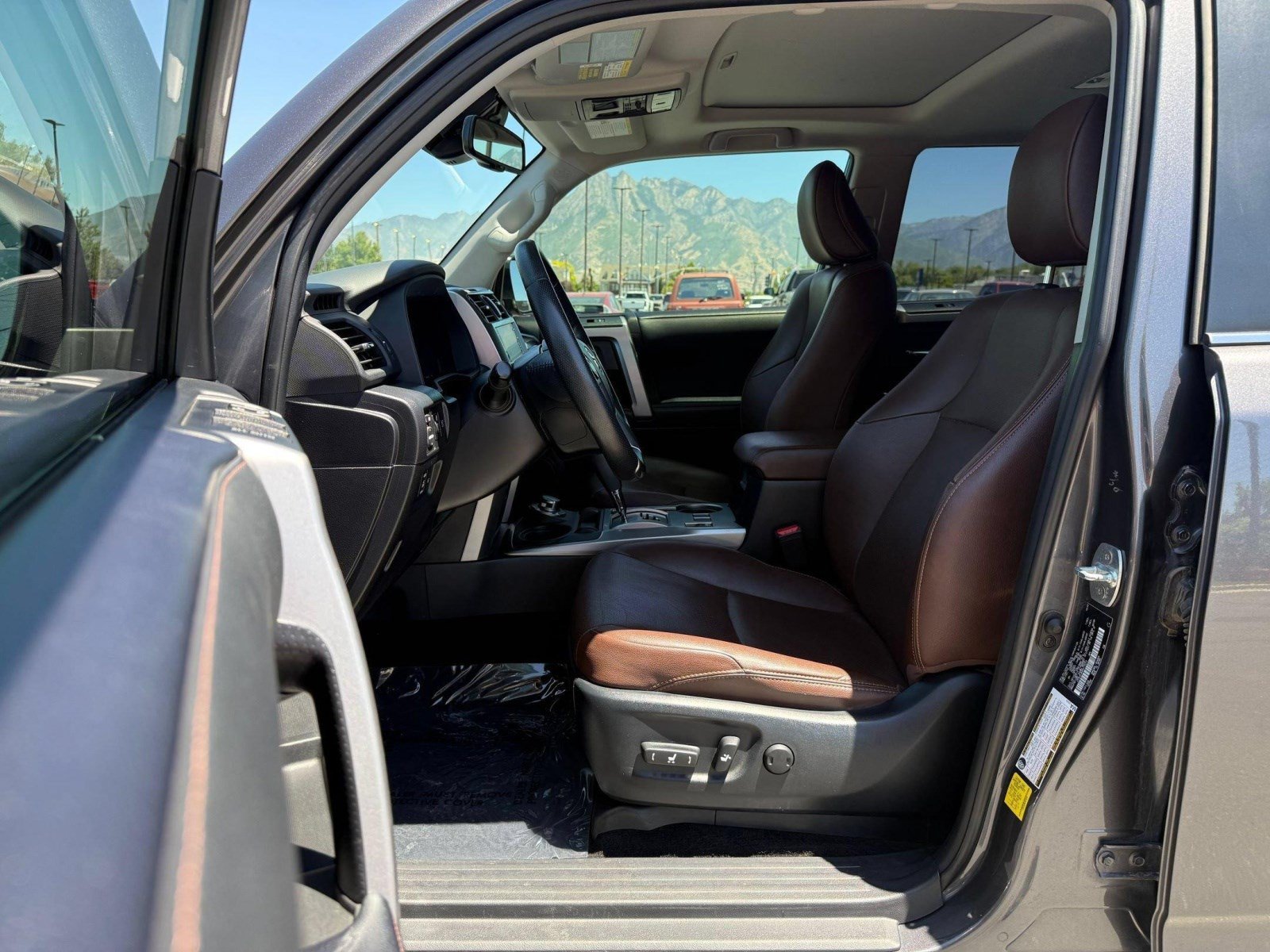 2023 Toyota 4Runner Limited - Photo 13