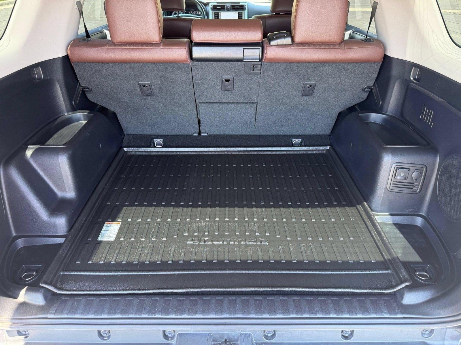 2023 Toyota 4Runner Limited - Photo 28