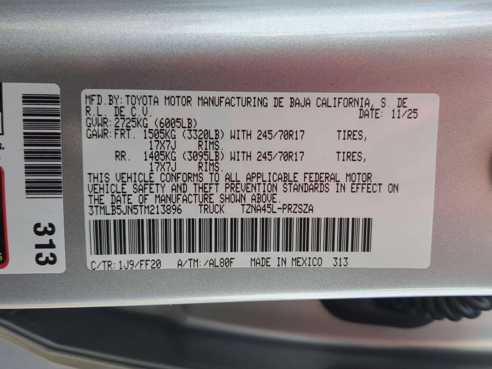 2026 Toyota Tacoma SR5 - Photo 31