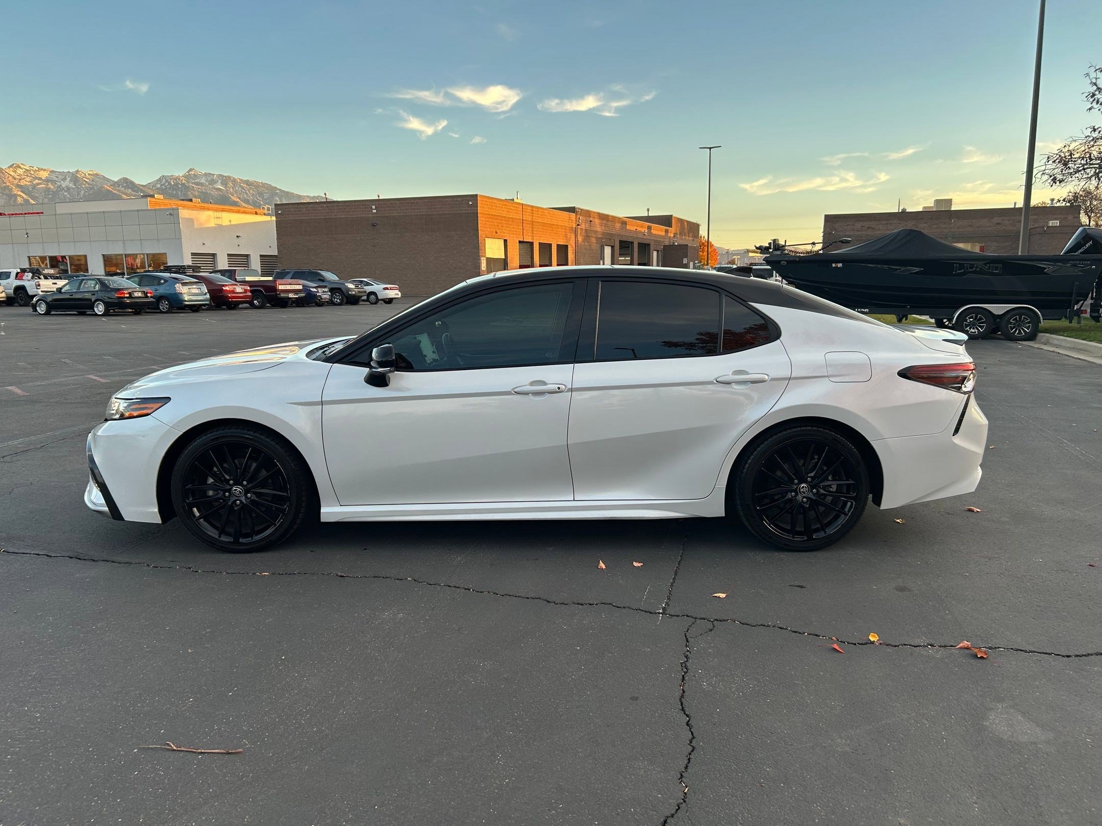 2023 Toyota Camry XSE V6 photo 2