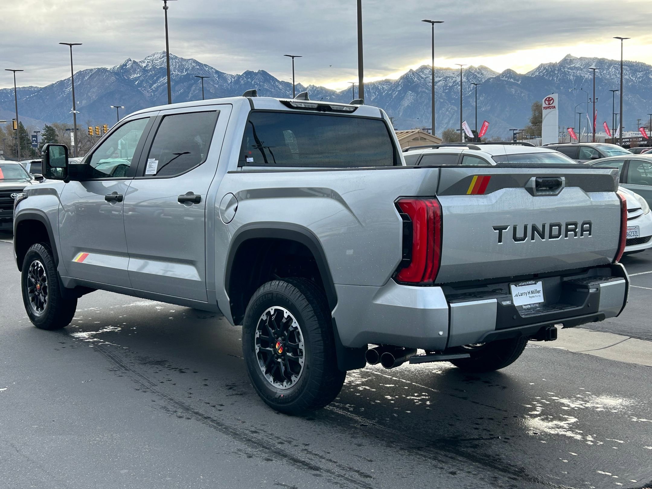 2026 Toyota Tundra SR5 CrewMax photo 3
