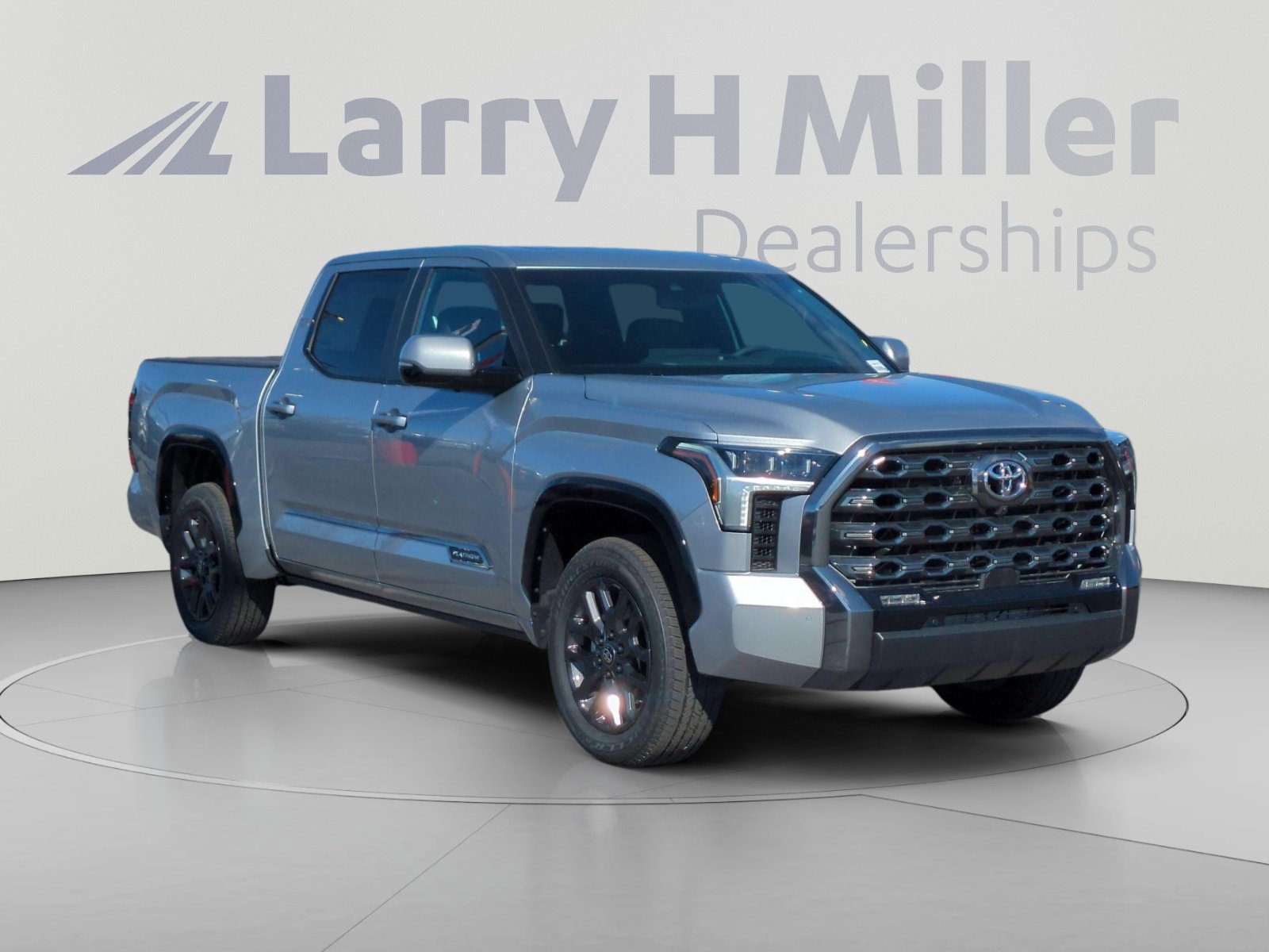 2026 Toyota Tundra Platinum - Photo 9