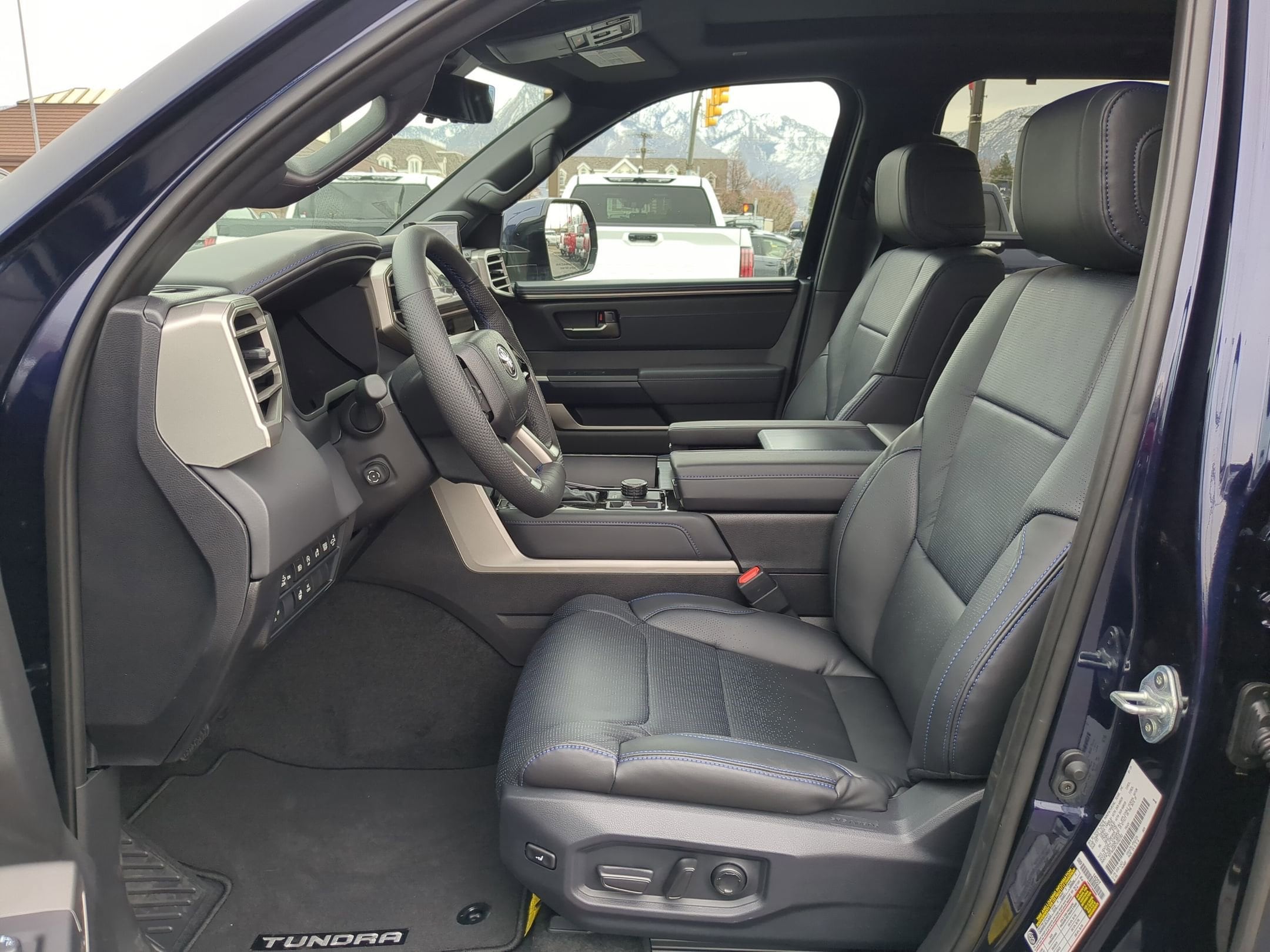 2026 Toyota Tundra Platinum - Photo 18