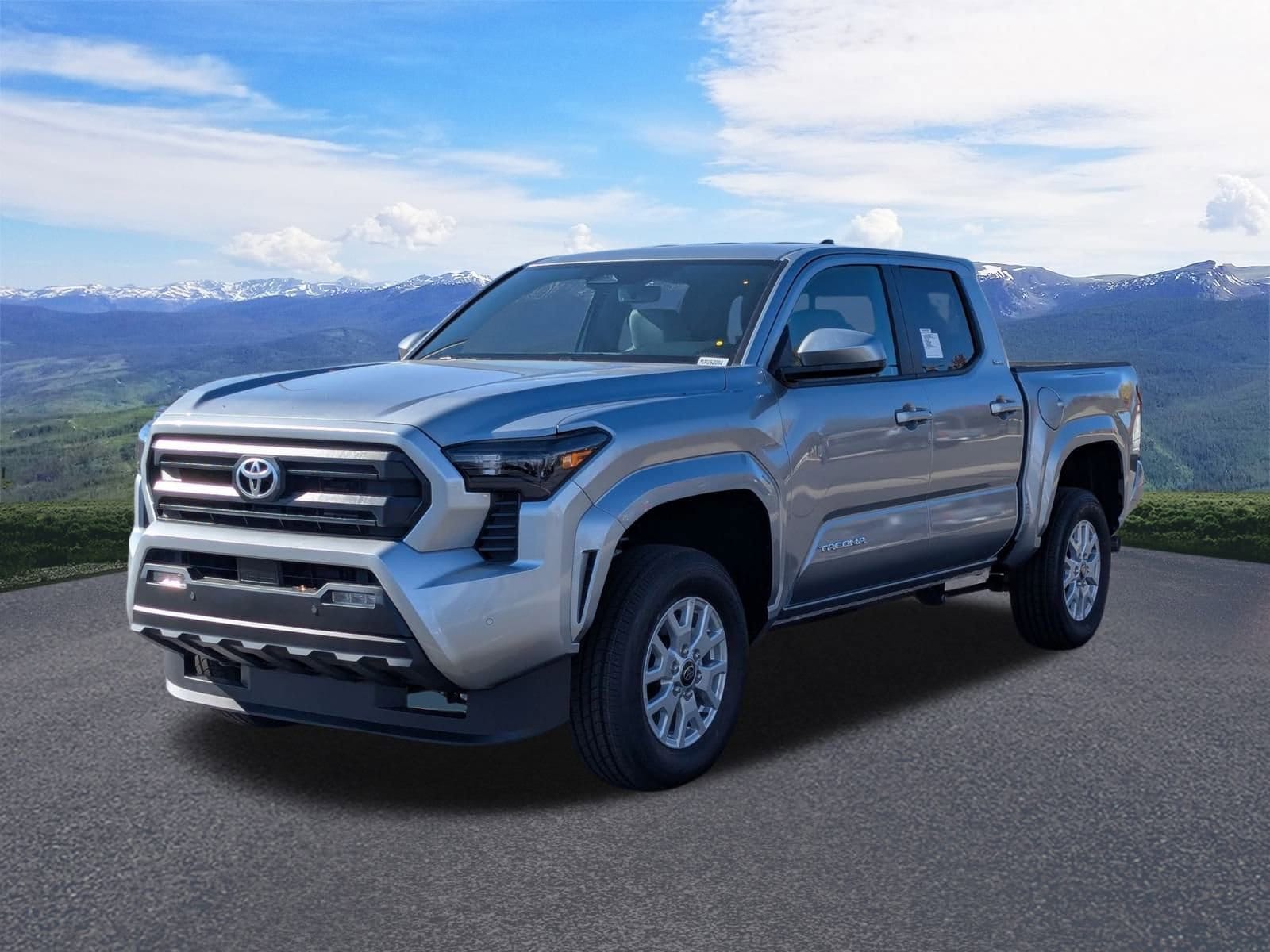 2025 Toyota Tacoma SR5's photo
