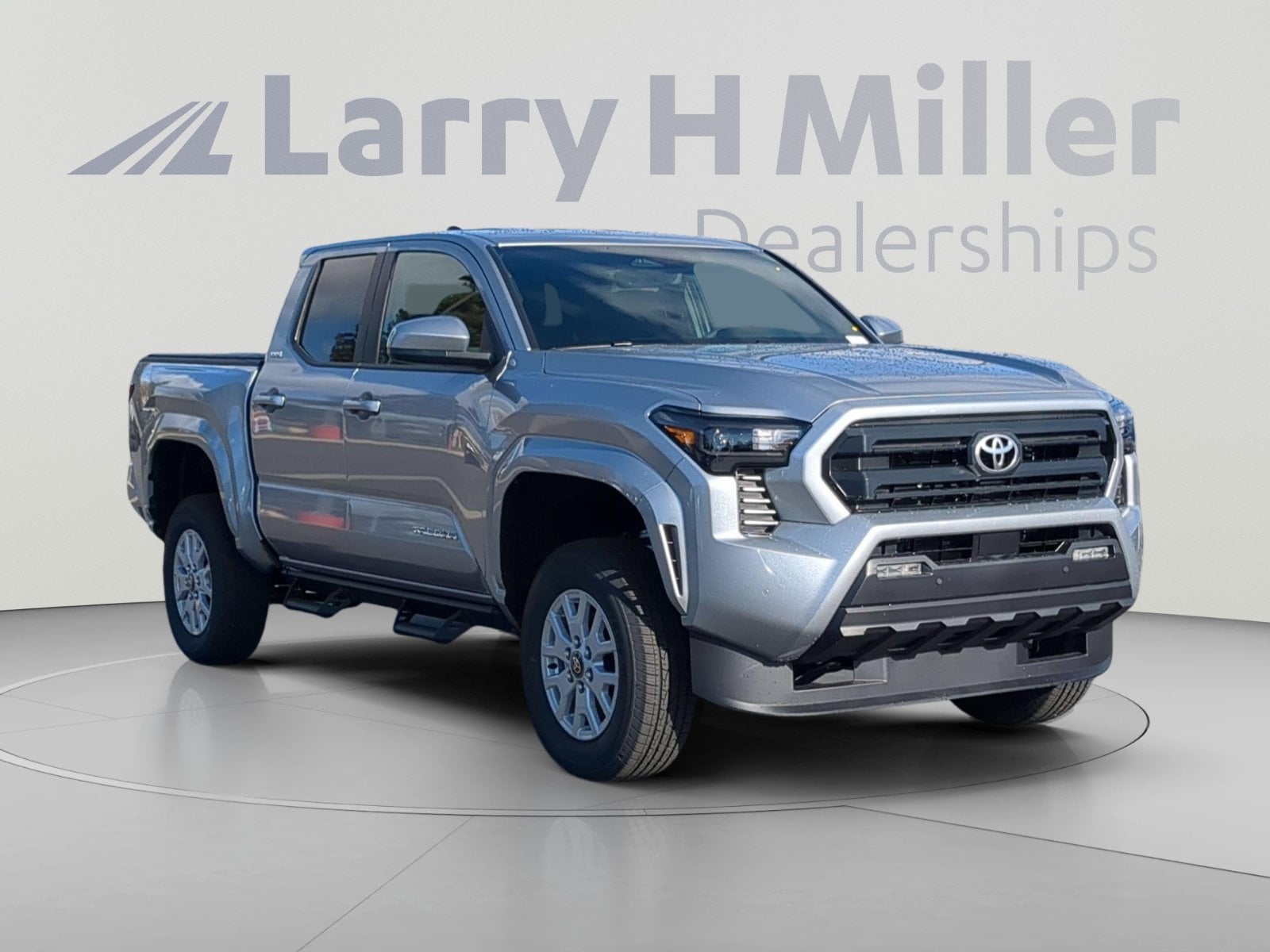 2026 Toyota Tacoma SR5 - Photo 9