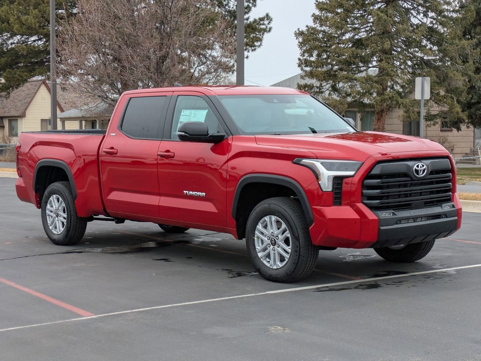 2025 Toyota Tundra SR5 - Photo 8