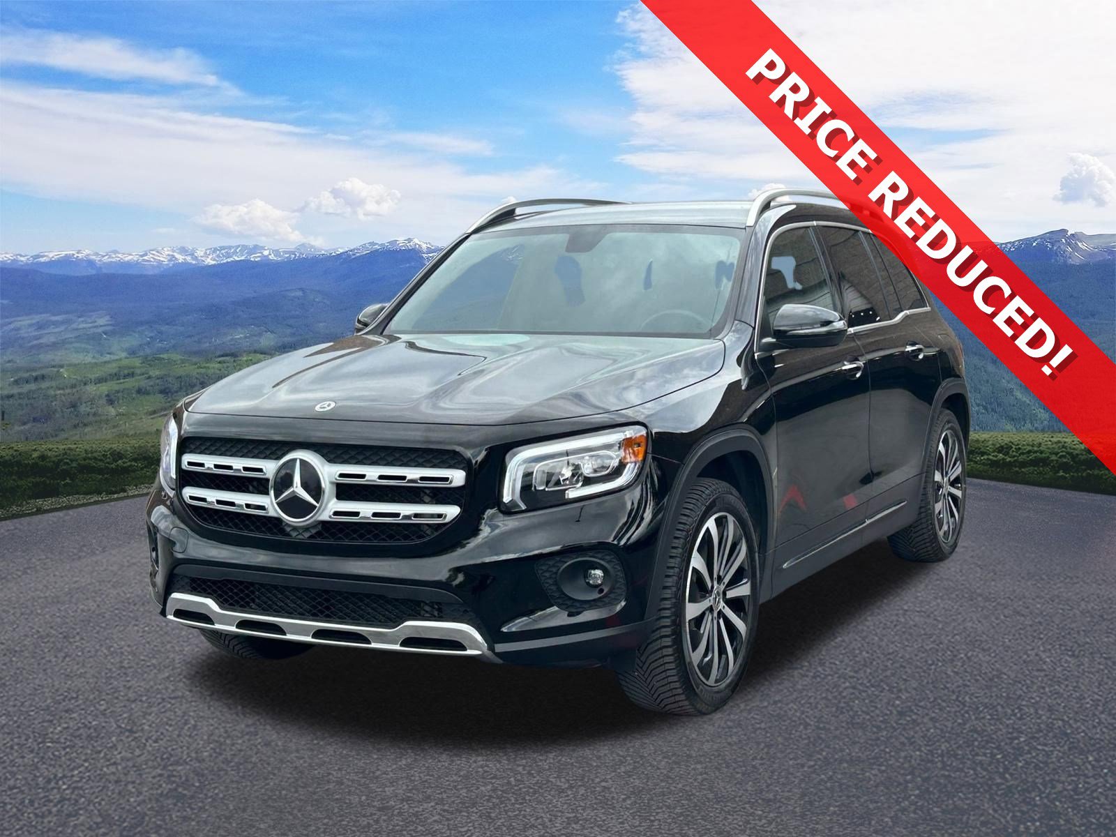 2022 Mercedes-Benz GLB GLB 250 4MATIC's photo