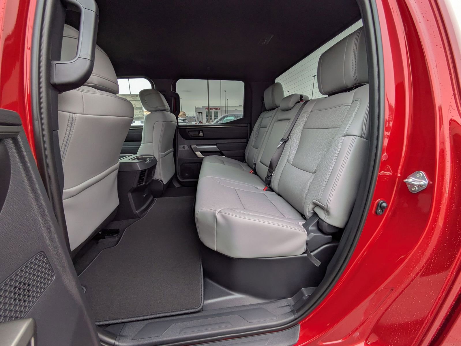 2025 Toyota Tundra SR5 - Photo 21