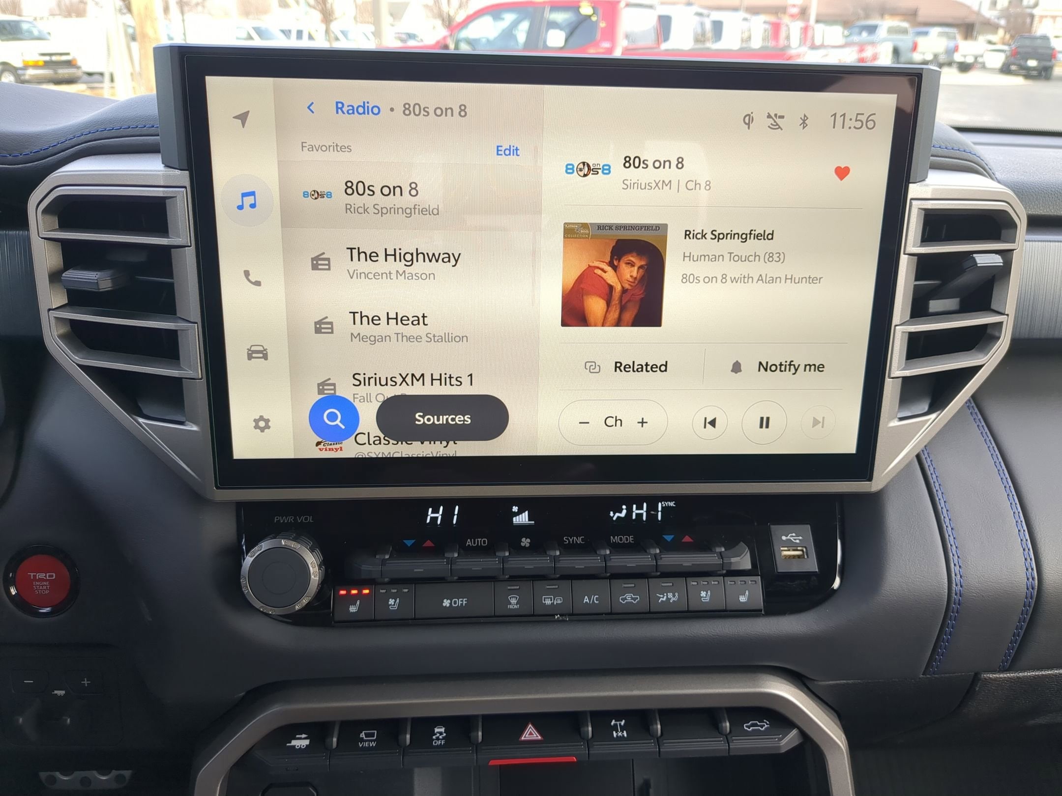 2026 Toyota Tundra Platinum - Photo 16