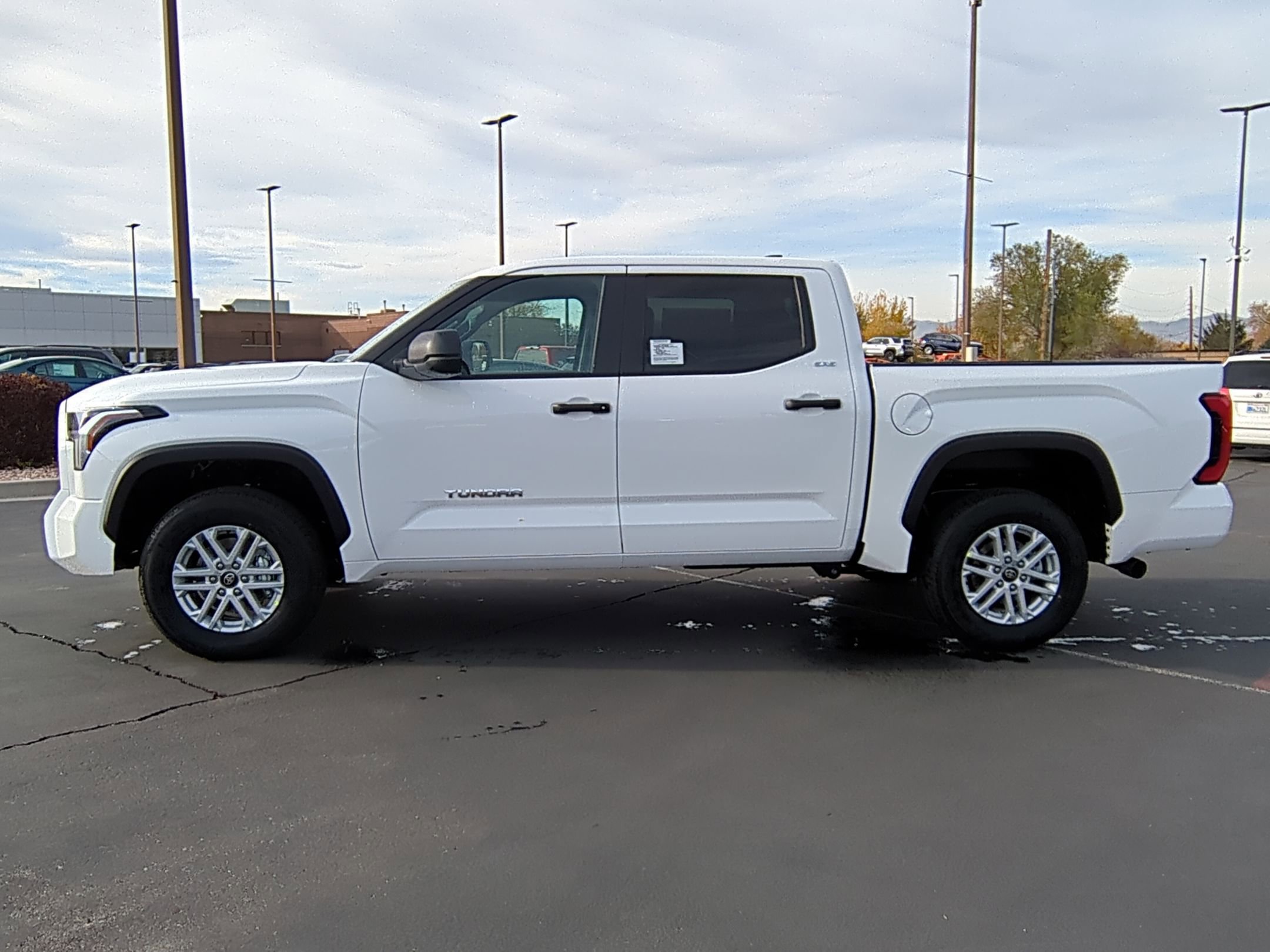 2026 Toyota Tundra SR5 photo 2