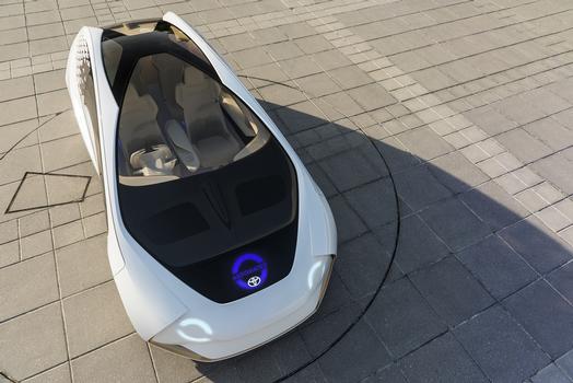 Toyota Introduces Concept-i
