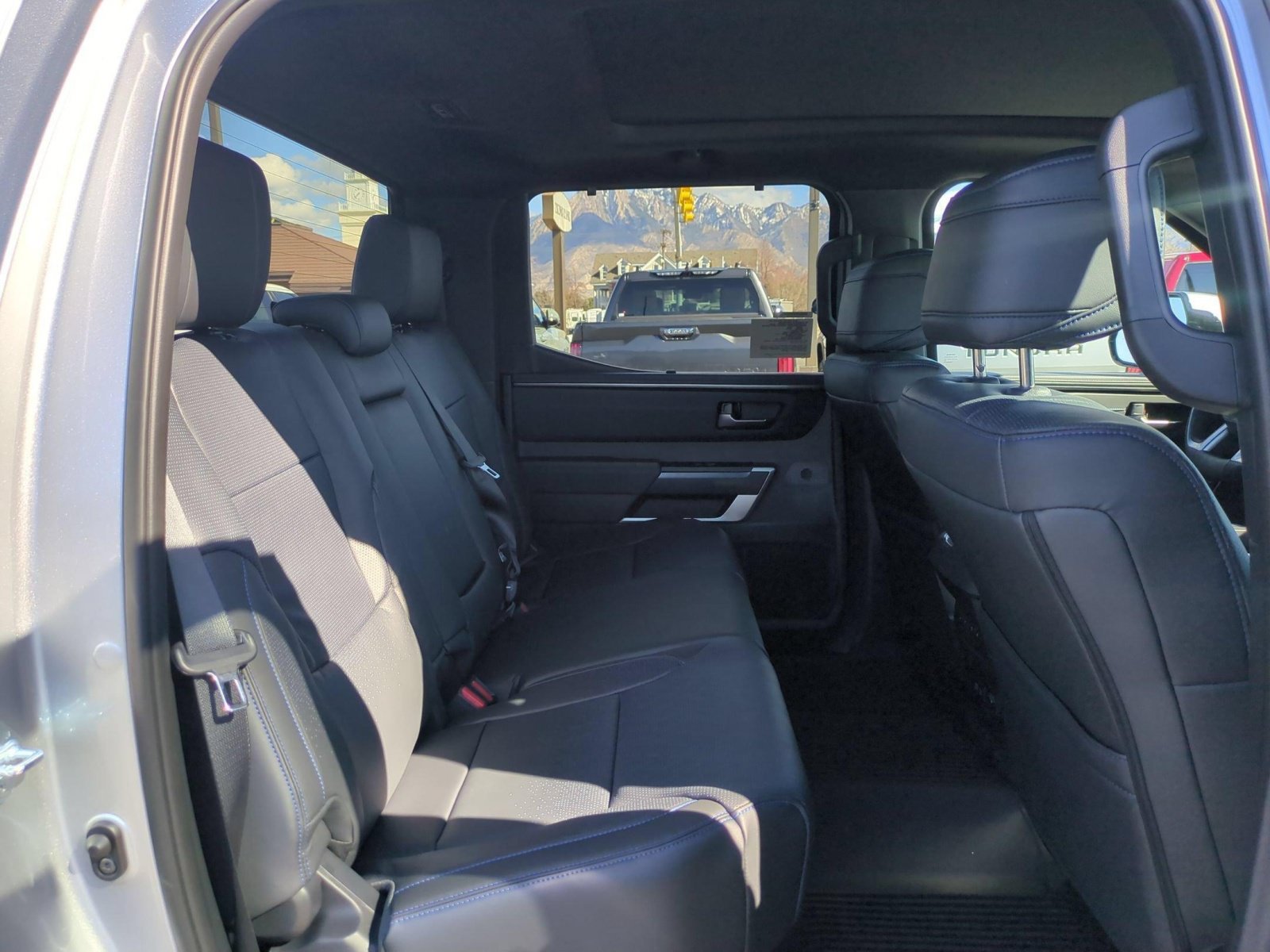 2026 Toyota Tundra Platinum - Photo 25