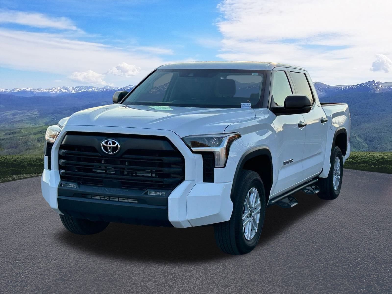 2024 Toyota Tundra SR5's photo