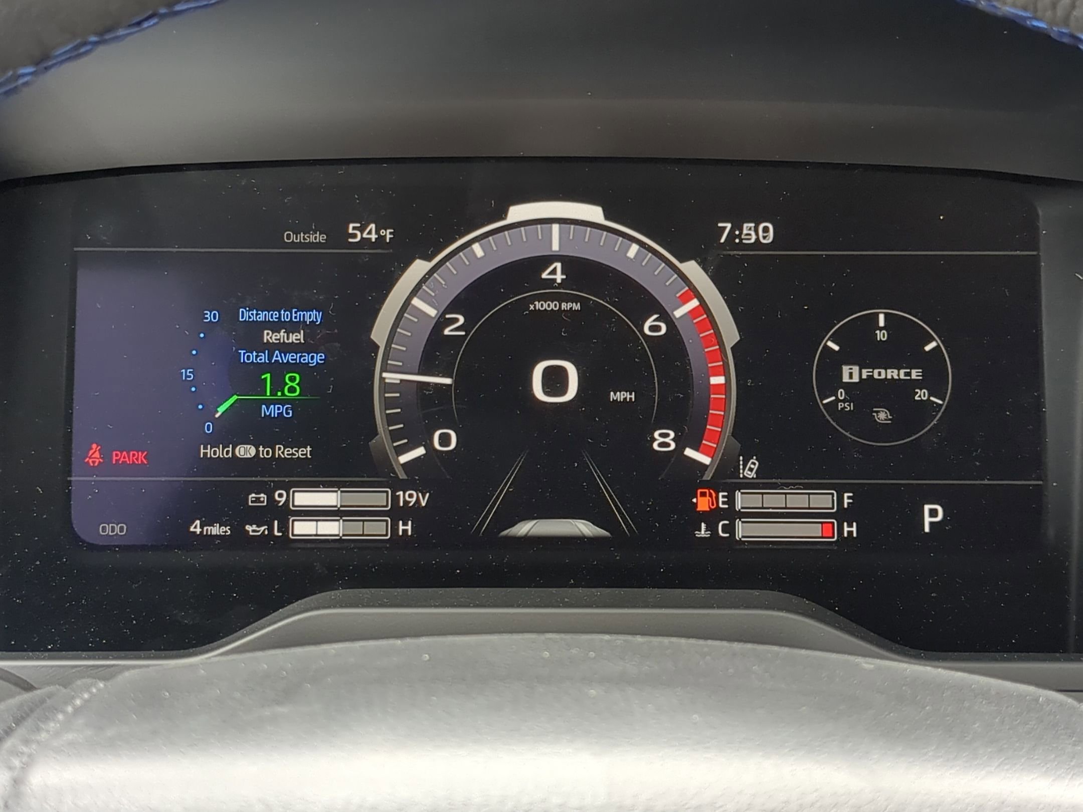 2026 Toyota Tundra Platinum - Photo 14