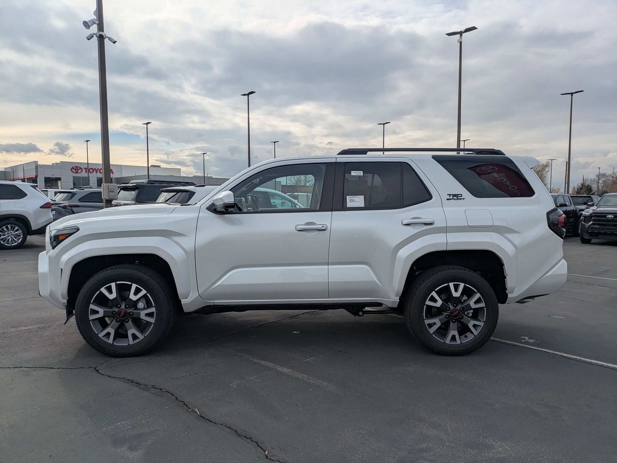 2025 Toyota 4Runner TRD Sport Premium photo 2