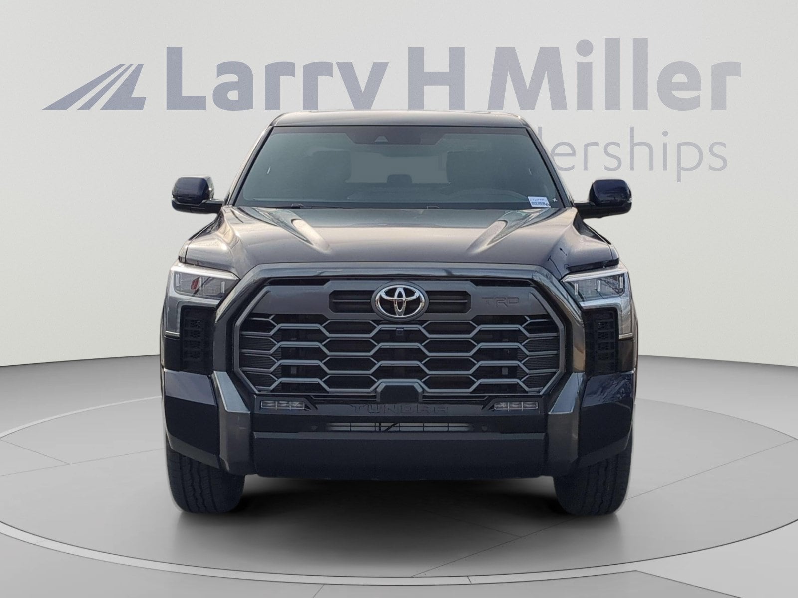 2026 Toyota Tundra Platinum - Photo 10