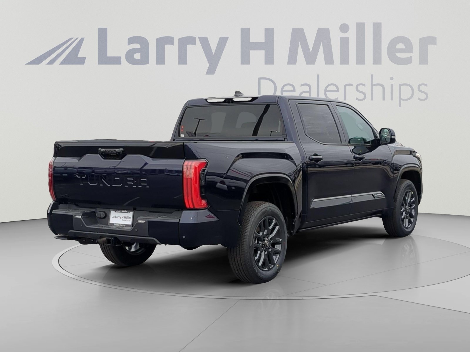 2026 Toyota Tundra Platinum - Photo 6