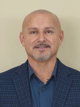 Staff member Dave Cisneros from ID_abd910b74816