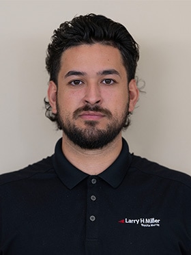 Staff member Dave Barrios from ID_372788733af0