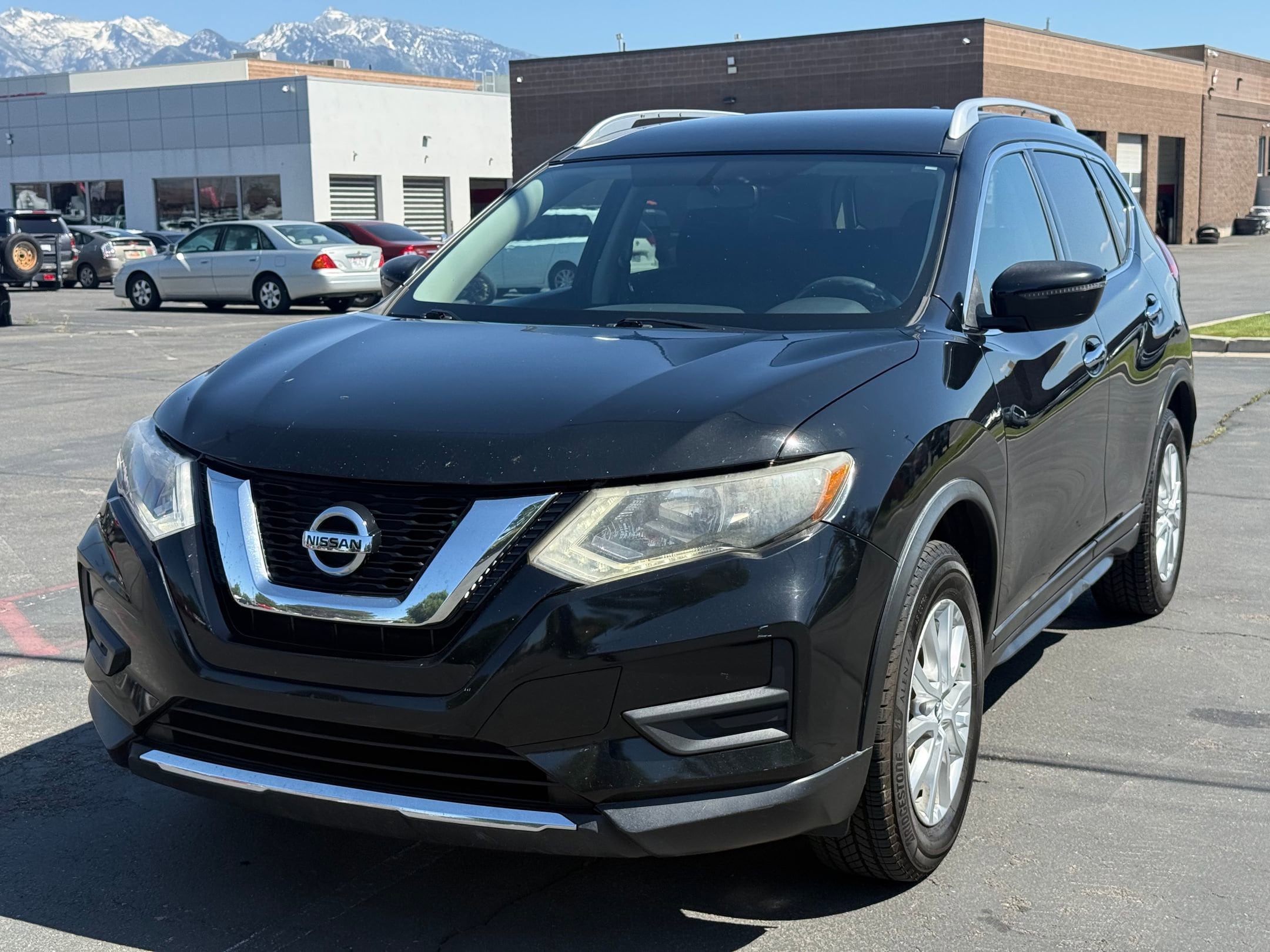 2017 Nissan Rogue SV AWD's photo