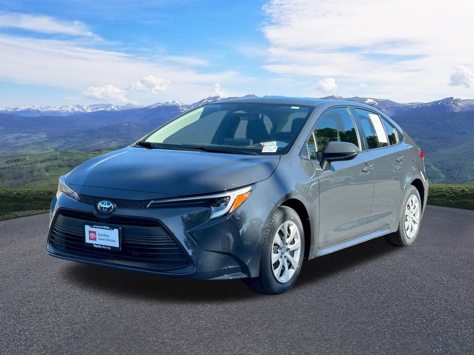 2025 Toyota Corolla LE Hybrid CVT's photo