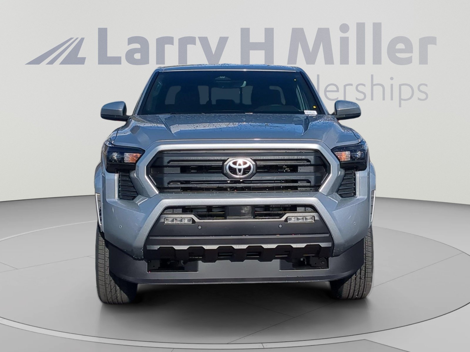 2026 Toyota Tacoma SR5 - Photo 10