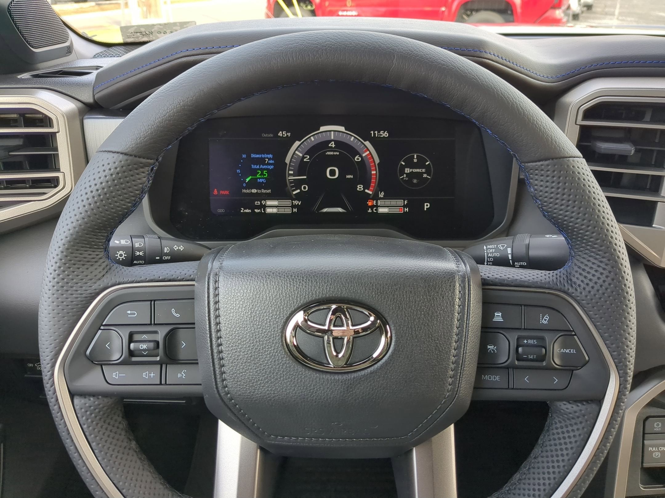 2026 Toyota Tundra Platinum - Photo 12
