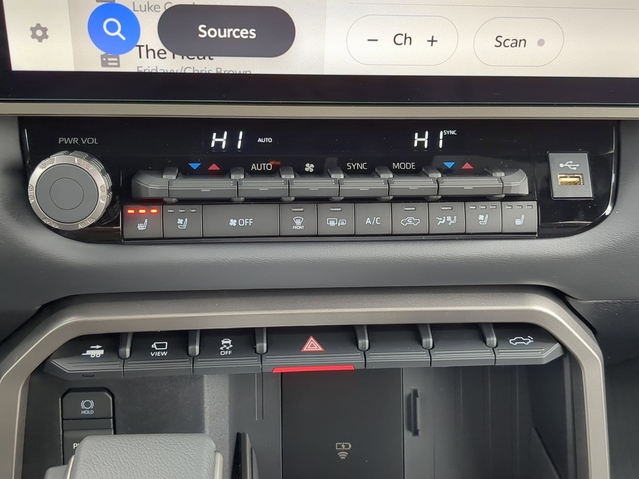 2026 Toyota Tundra Platinum - Photo 17