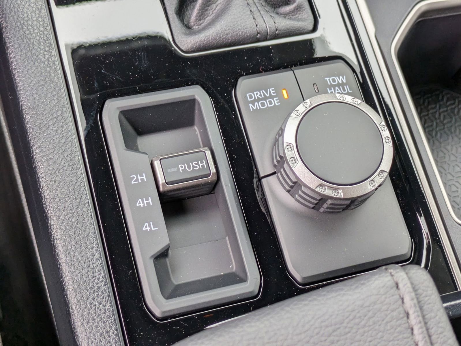 2025 Toyota Tundra SR5 - Photo 16