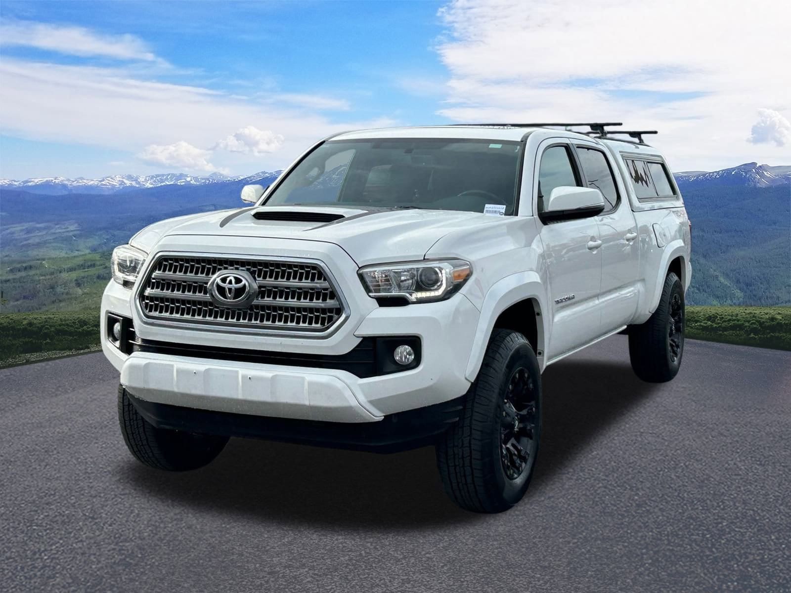 2017 Toyota Tacoma TRD Sport's photo