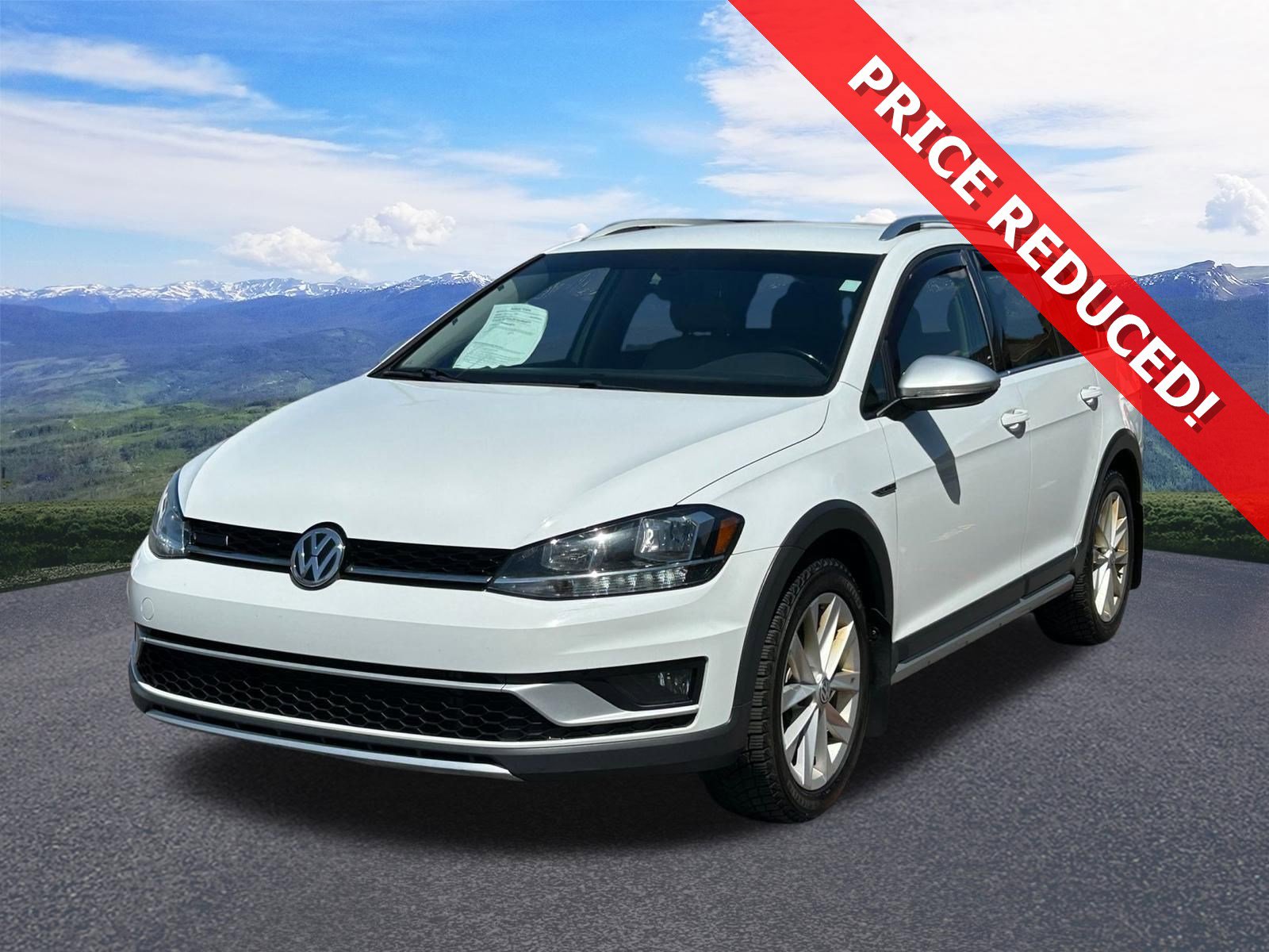 2019 Volkswagen Golf Alltrack TSI S 4Motion's photo
