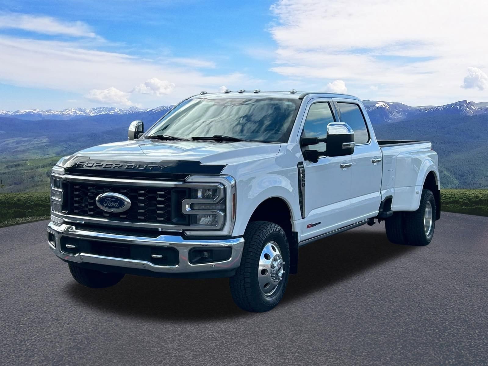 2024 Ford F-350 Lariat 4x4 Crew Cab 8' Box DRW's photo