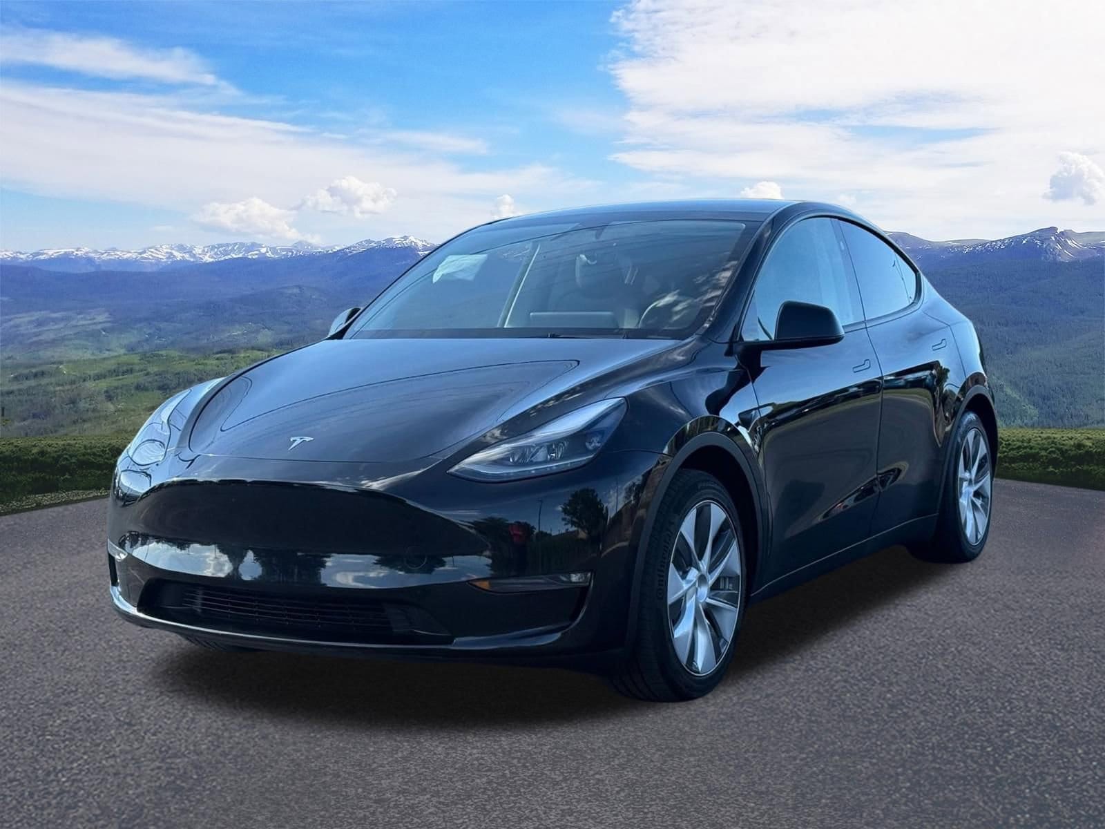 2023 Tesla Model Y Long Range Dual Motor All-Wheel Drive's photo