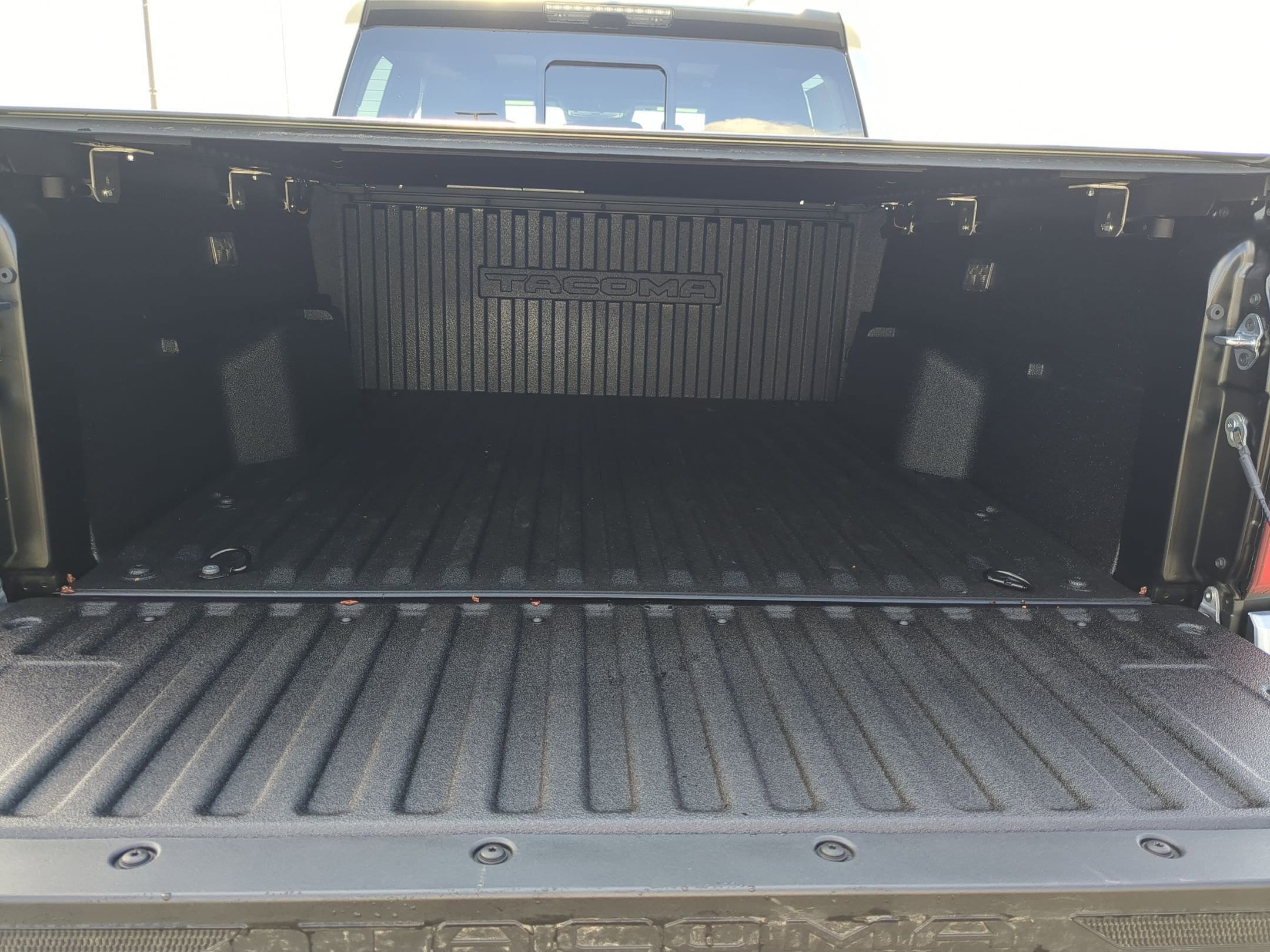 2026 Toyota Tacoma SR5 - Photo 24