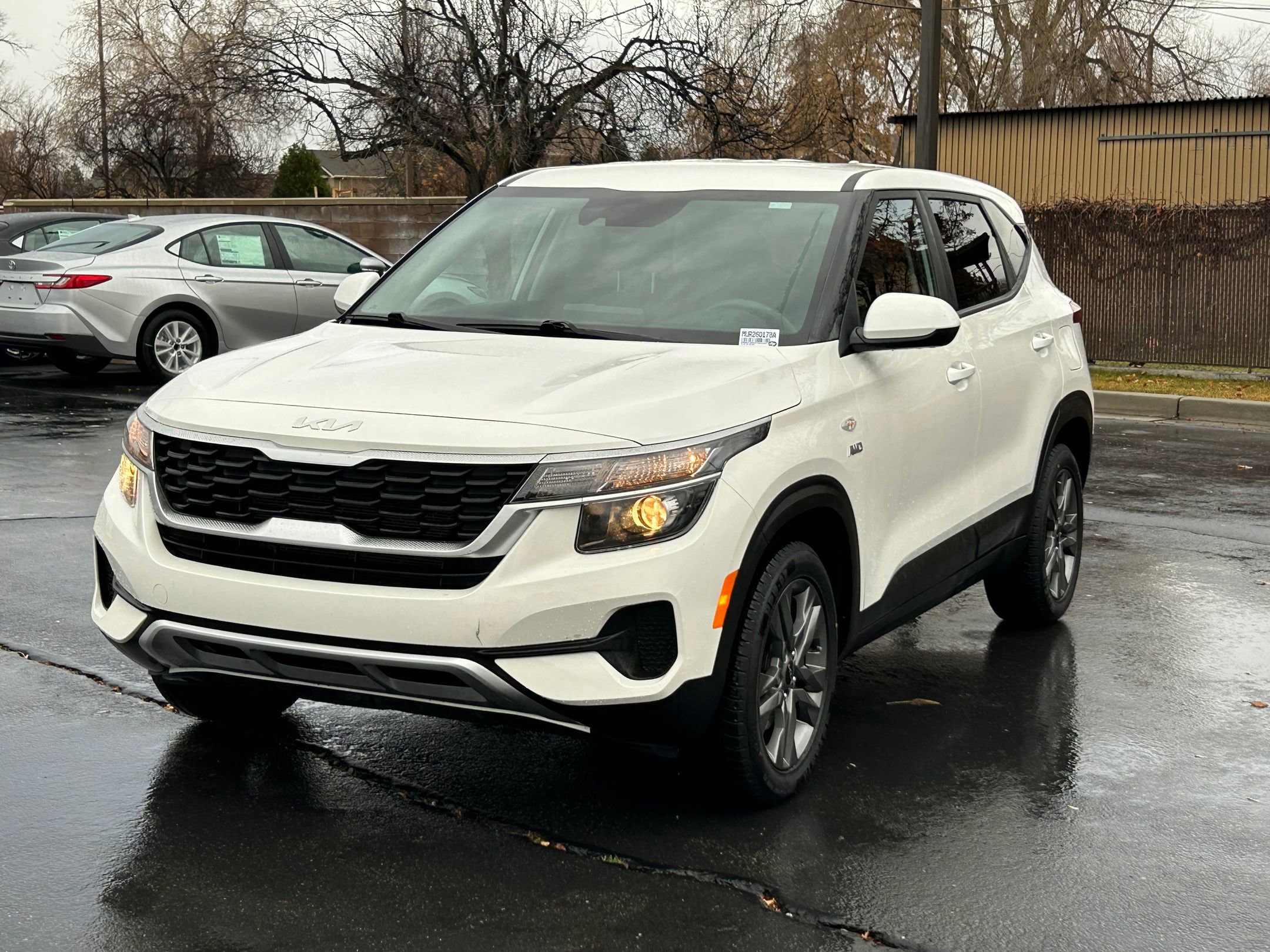 2023 Kia Seltos LX's photo