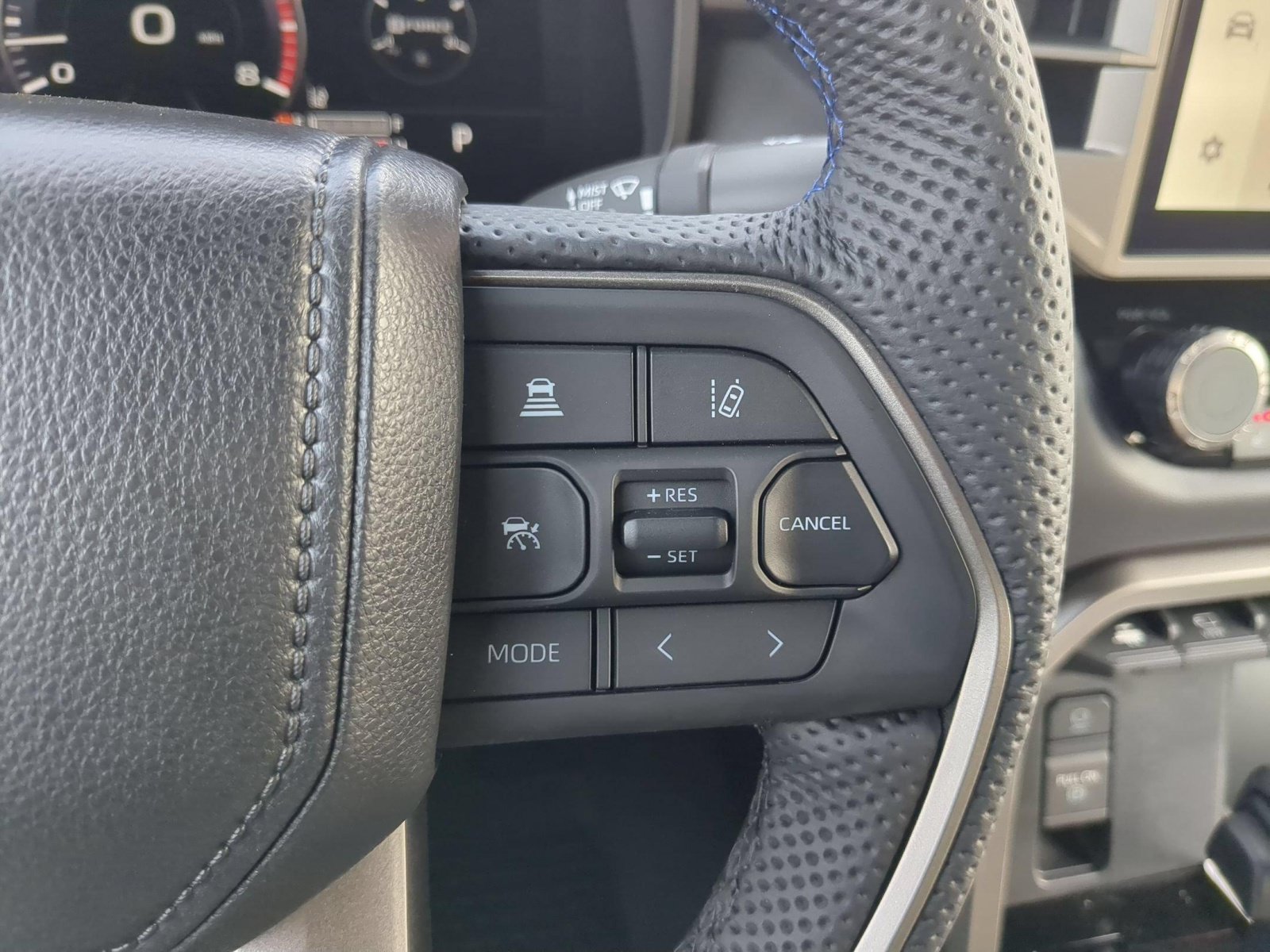 2026 Toyota Tundra Platinum - Photo 14