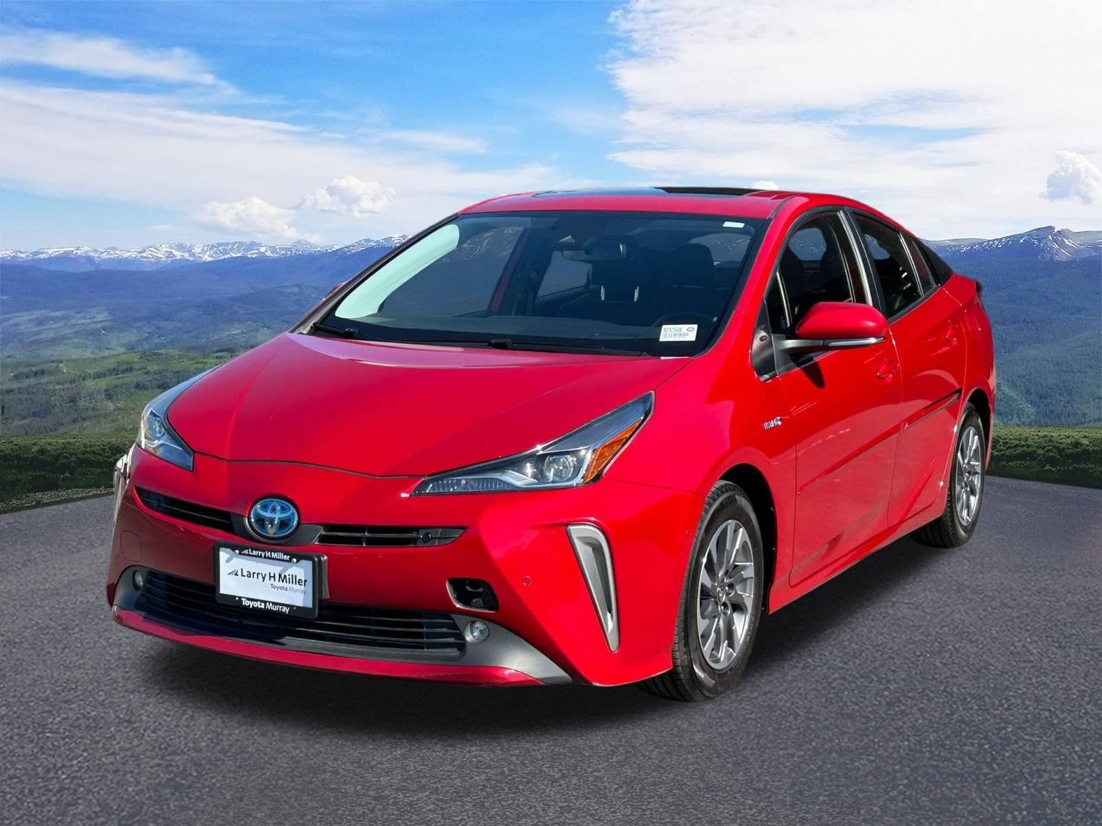 2022 Toyota Prius Limited FWD's photo