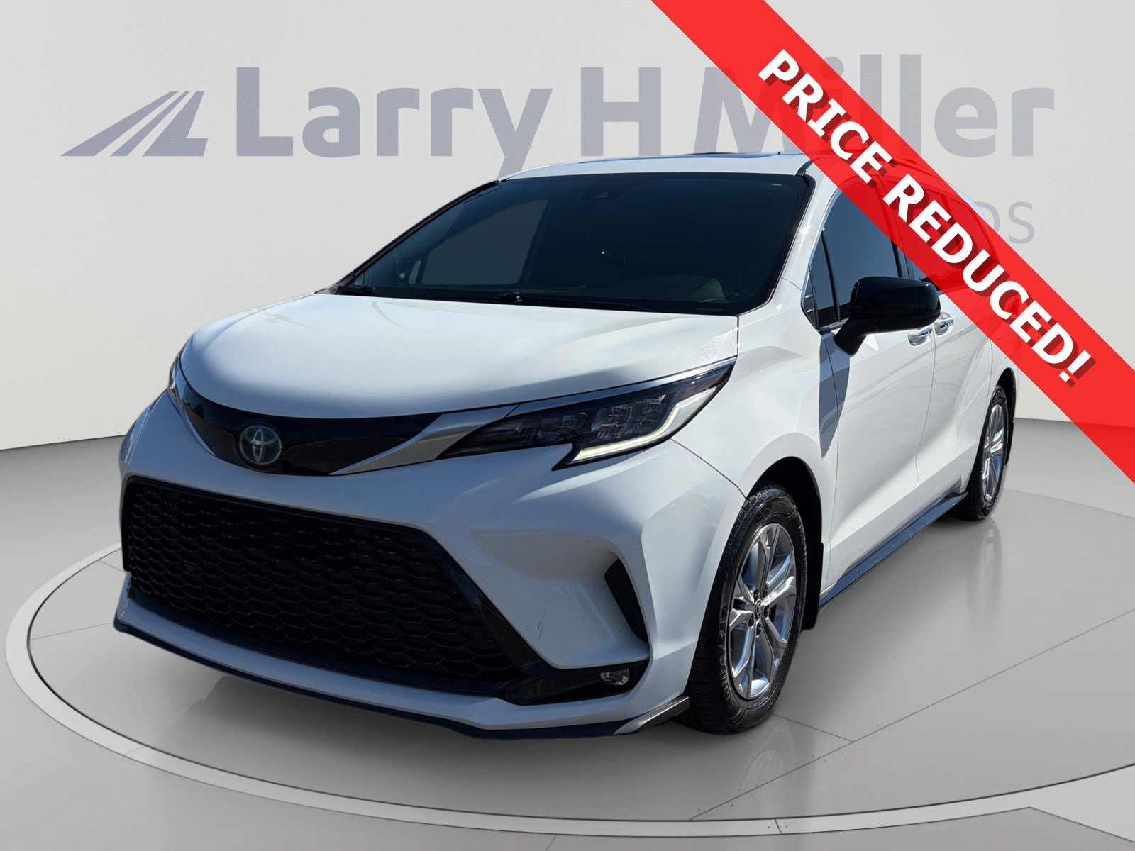 2022 Toyota Sienna XSE