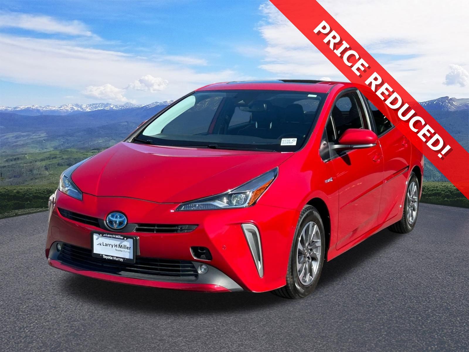2022 Toyota Prius Limited FWD's photo