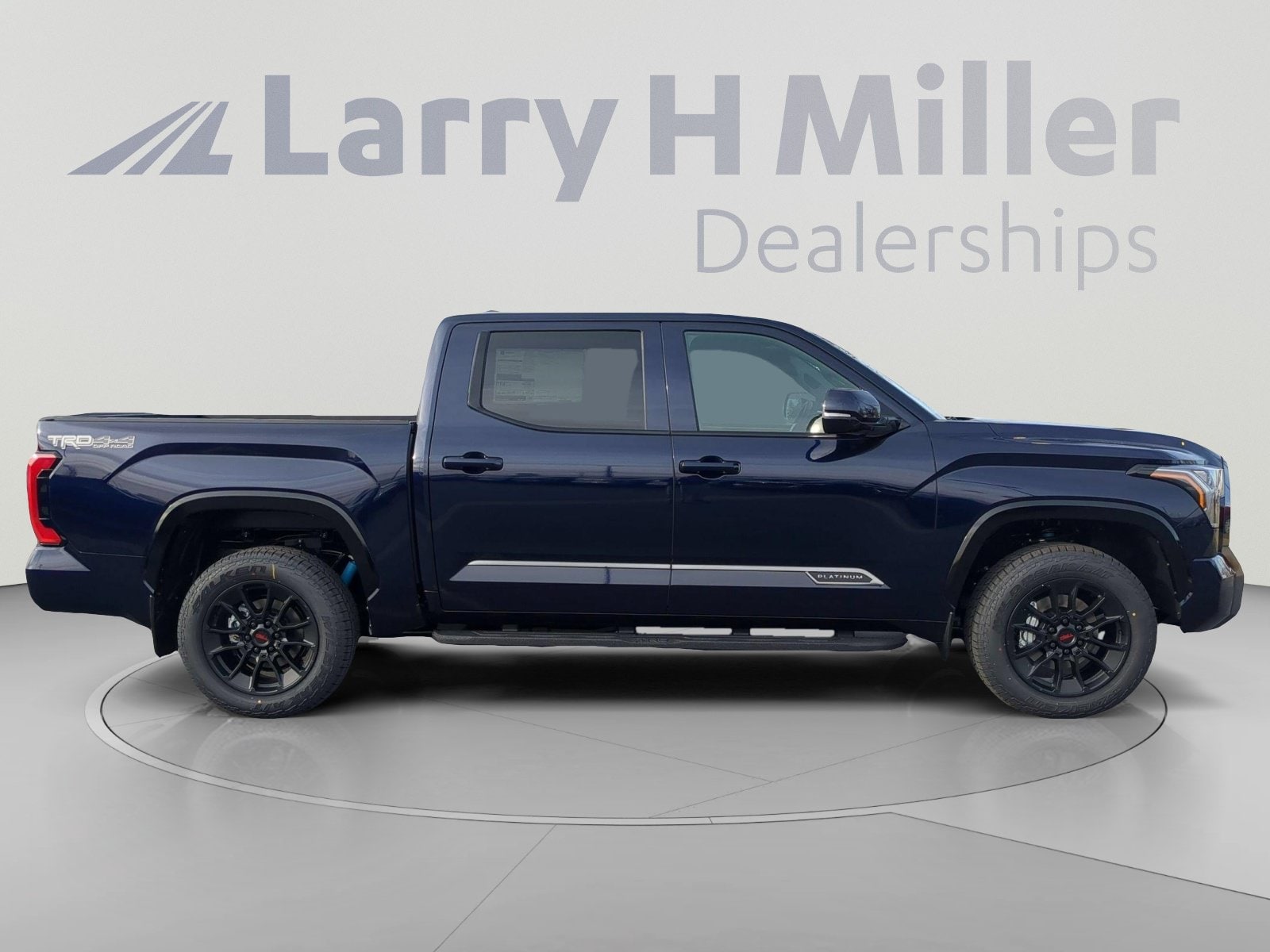 2026 Toyota Tundra Platinum - Photo 8