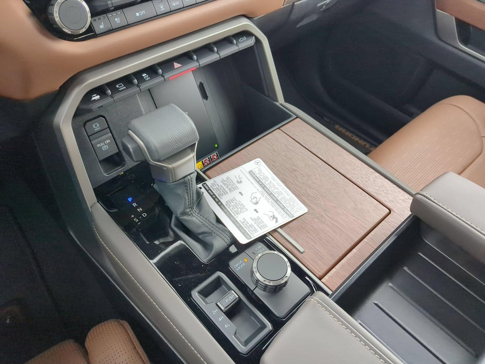 2026 Toyota Tundra 1794 Edition - Photo 17