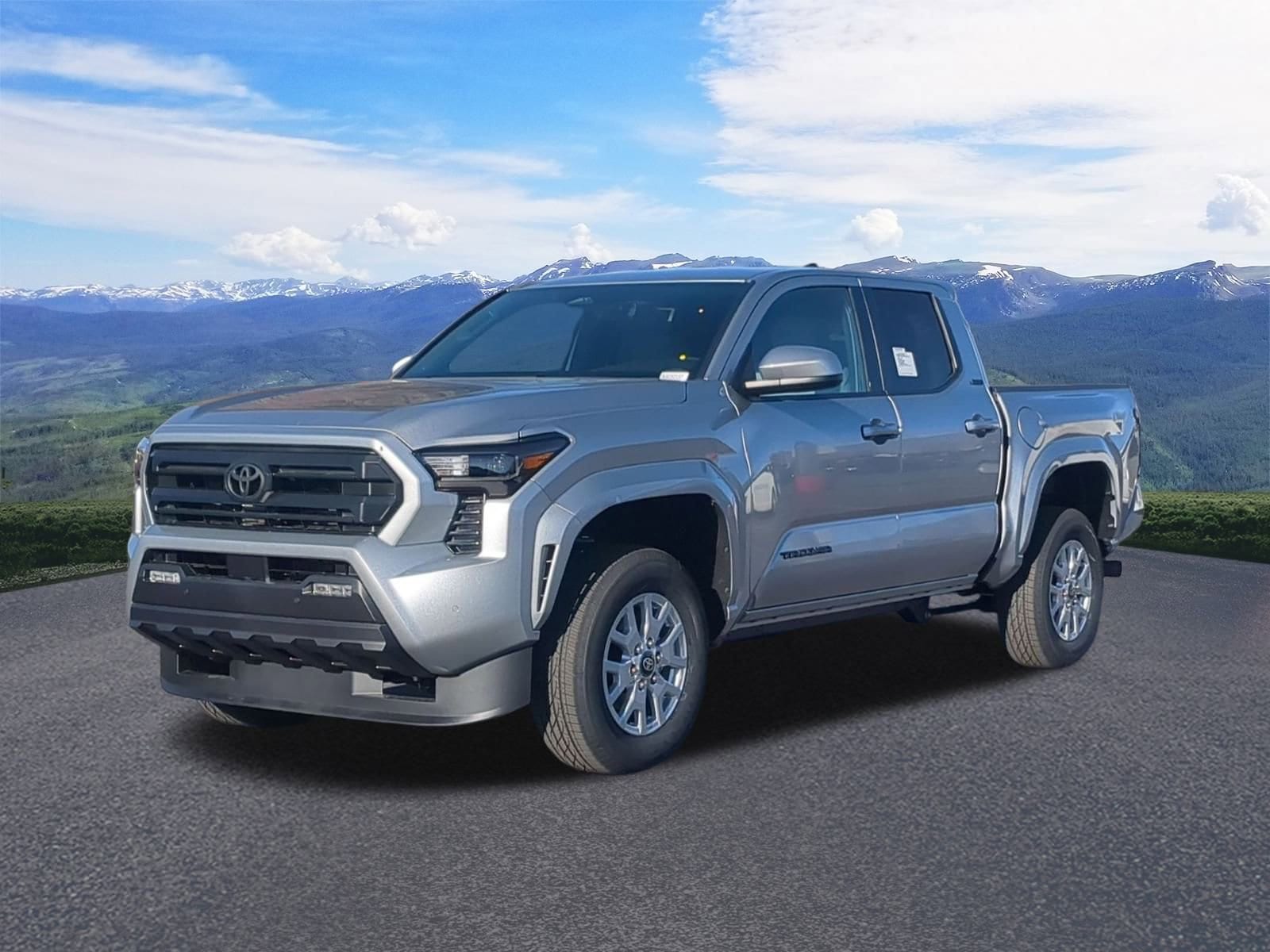 2025 Toyota Tacoma SR5's photo