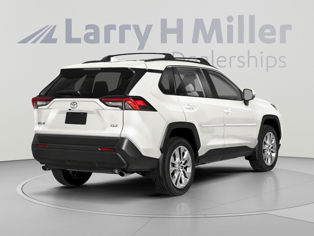 Used 2024 Toyota RAV4 XLE SUV