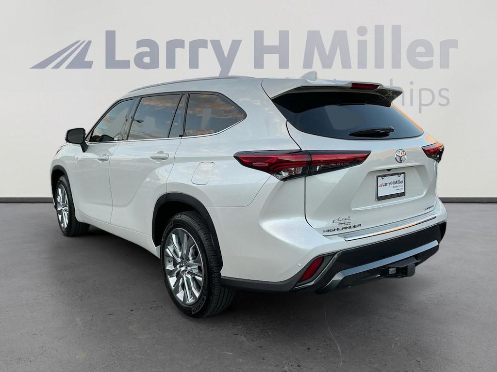 Certified 2022 Toyota Highlander Limited SUV