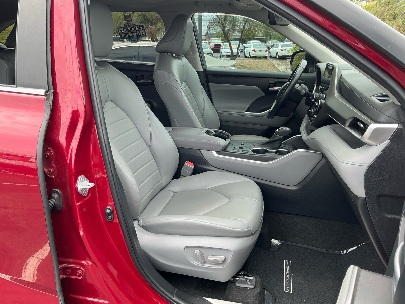 2023 Toyota Highlander XLE - Photo 20