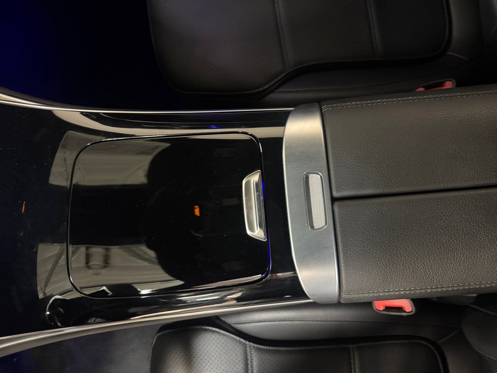 2025 Mercedes-Benz GLC Base - Photo 16