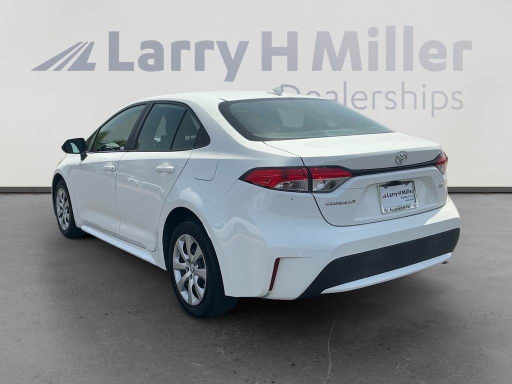 Certified 2021 Toyota Corolla LE Sedan