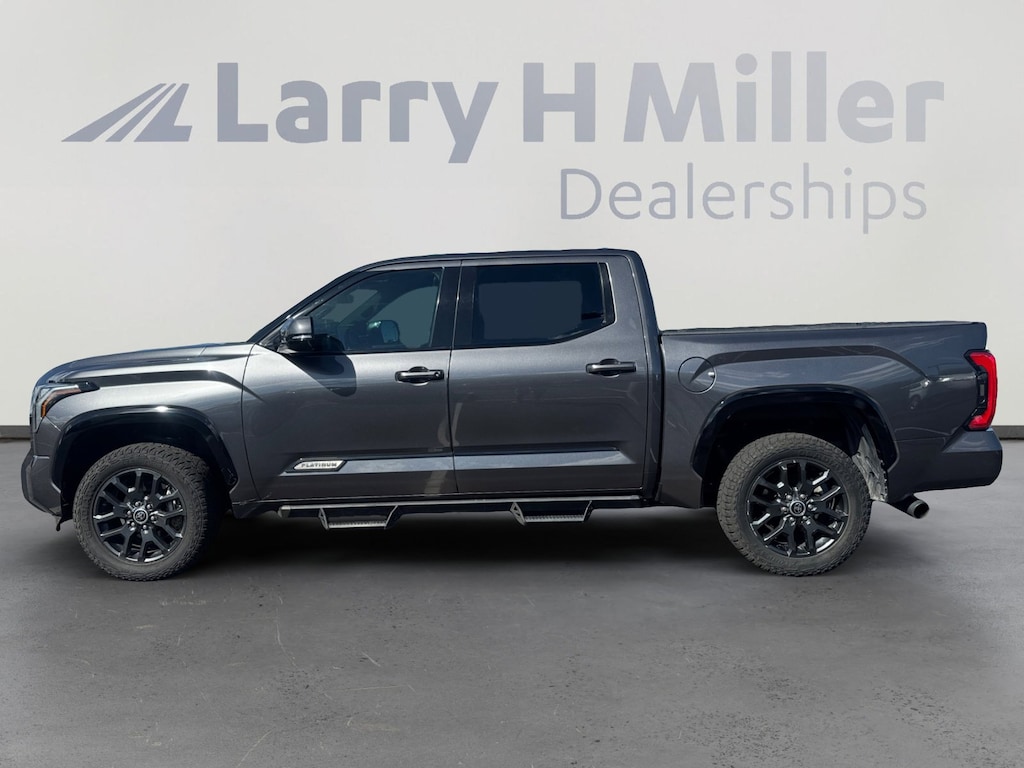 Used 2023 Toyota Tundra Platinum 3.5L V6 Truck CrewMax