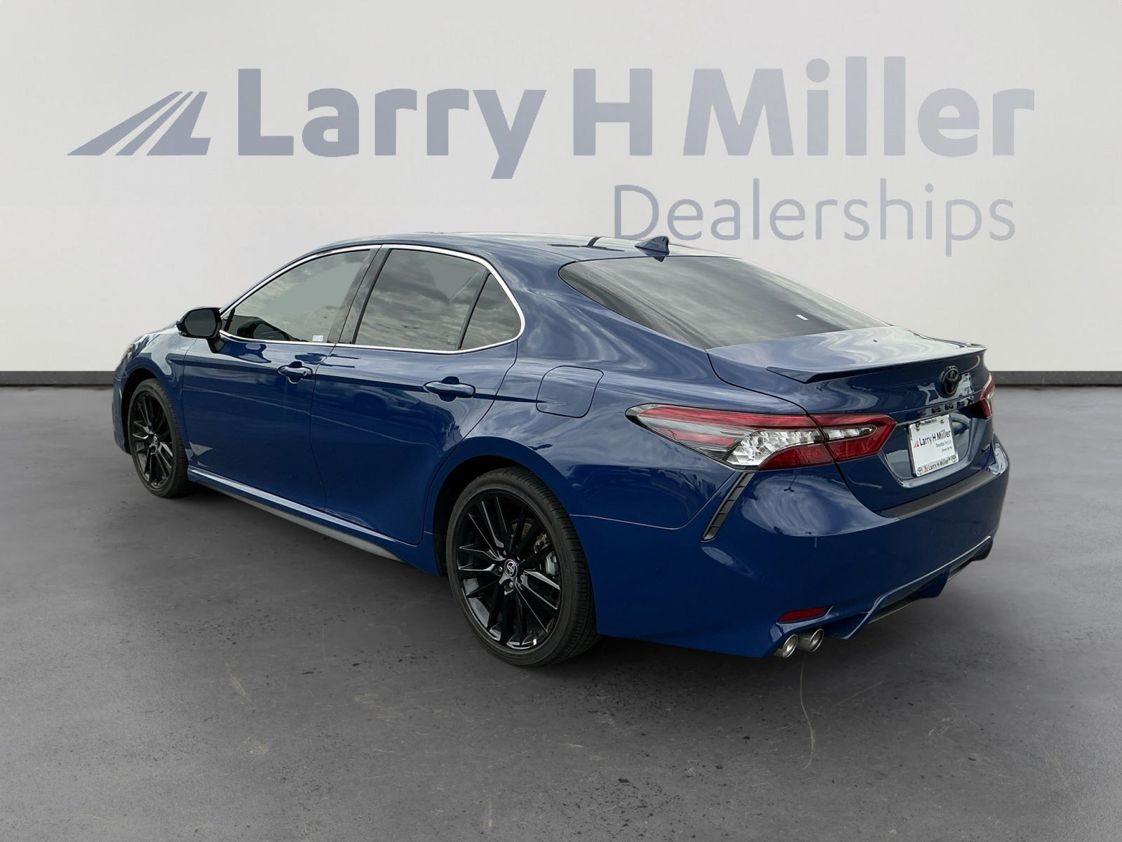 2024 Toyota Camry XSE photo 3