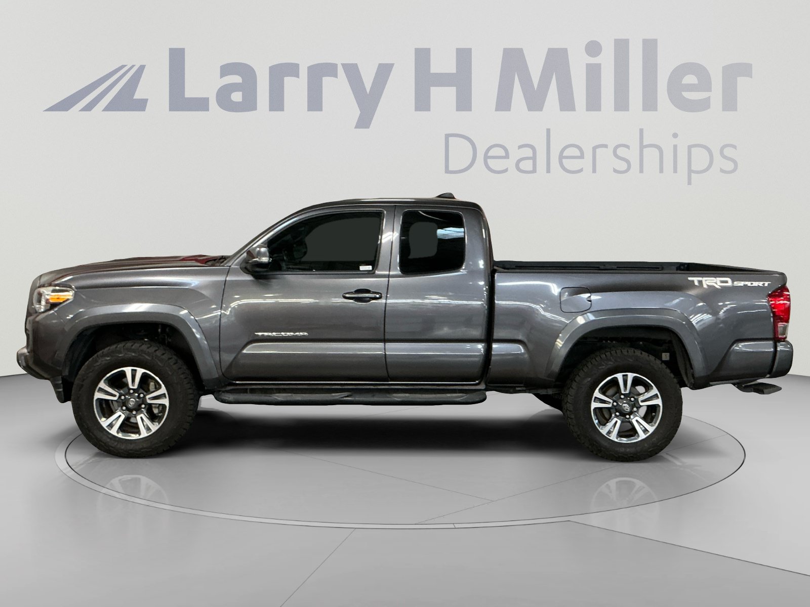 Used 2016 Toyota Tacoma TRD Sport V6 Truck Access Cab